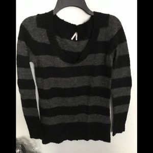 Black stripped sweater